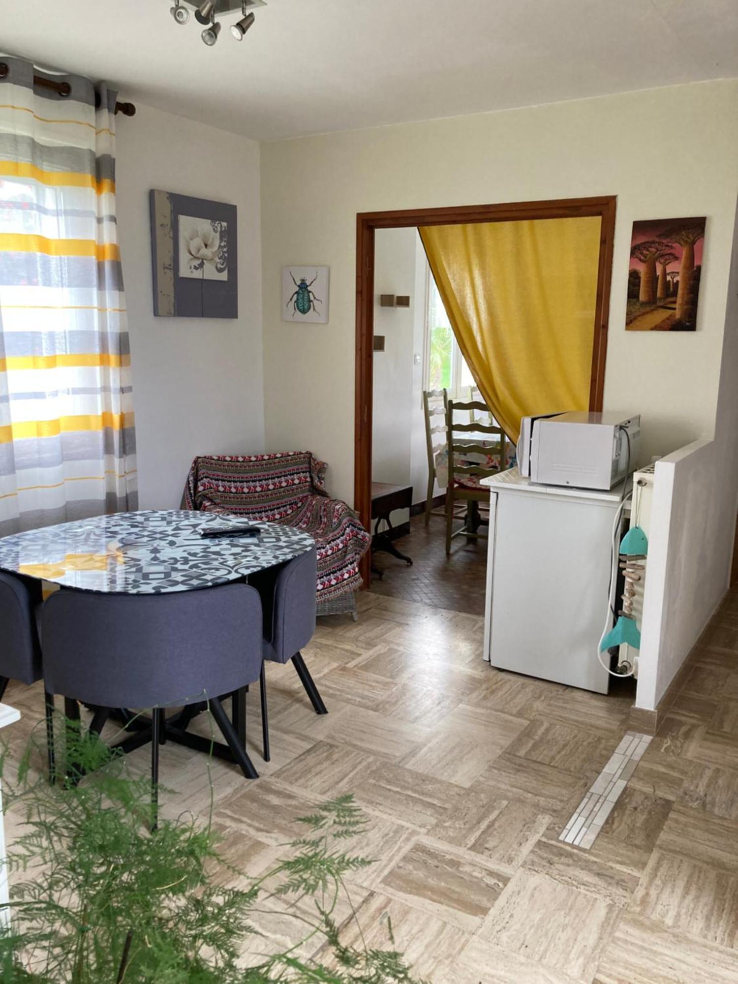 Loue Chambre Chez L Habitant Acces A La Cuisine A 10 Mn Des Plages Ploeven 외부 사진